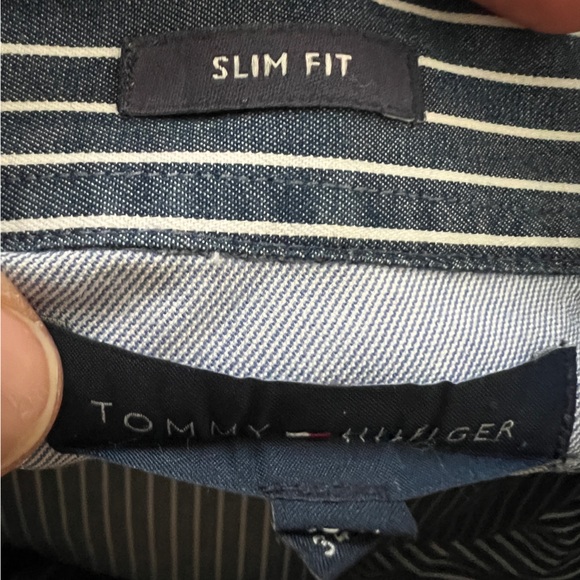 Tommy Hilfiger blue white cotton pinstripe men’s button up dress shirt slim fit - Picture 11 of 15